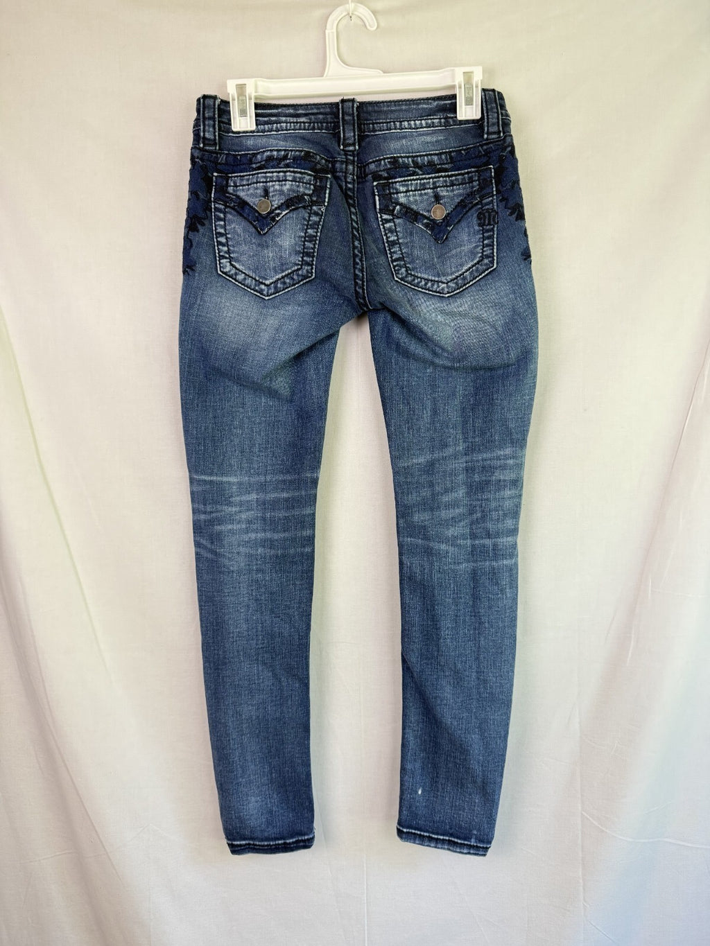 Miss Me Signature Skinny Jeans Womens Size 26 - Embroidered Floral - Low Rise