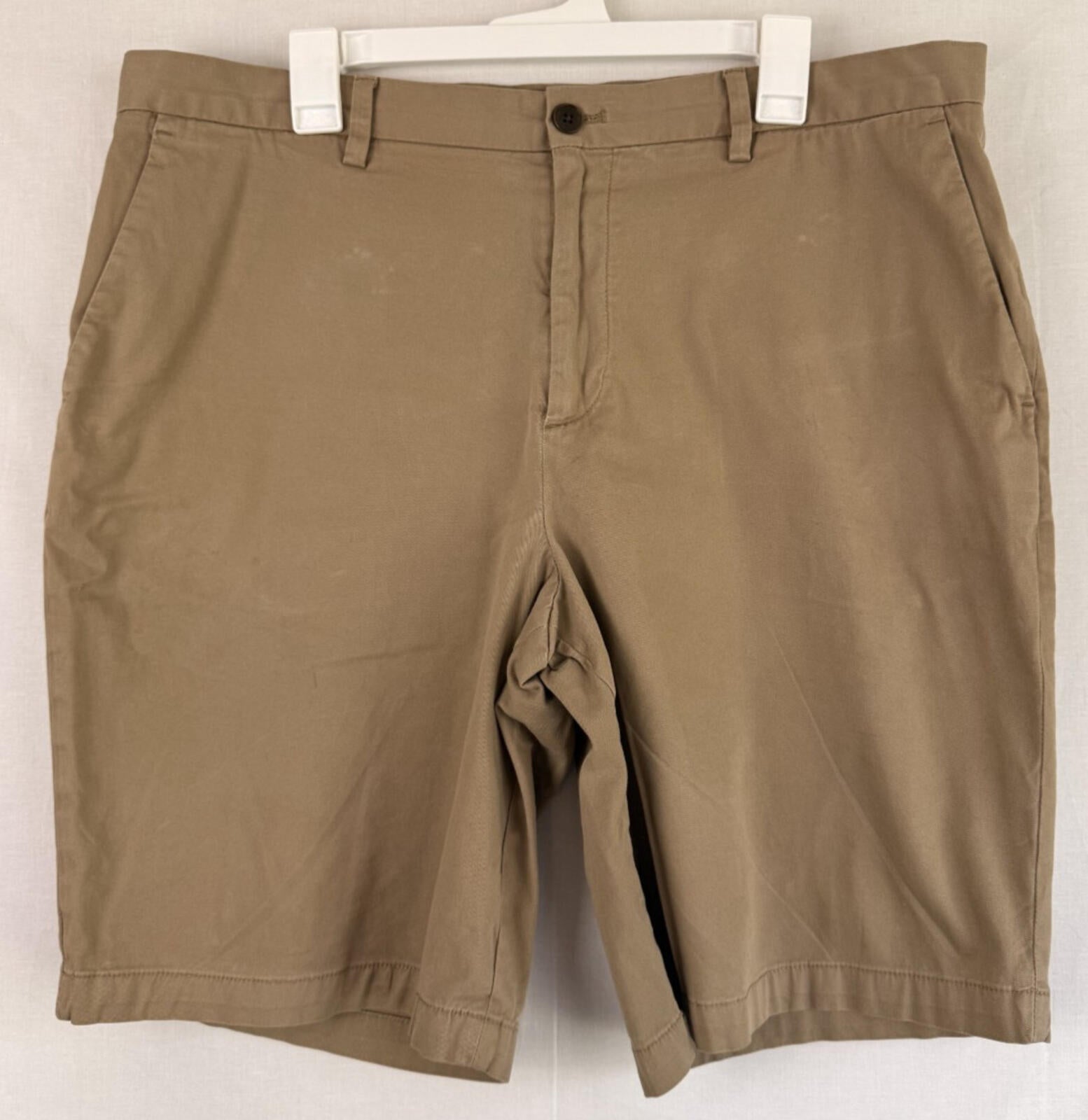 BANANA REPUBLIC Mens Khaki Tan Emerson Shorts - Sz 38