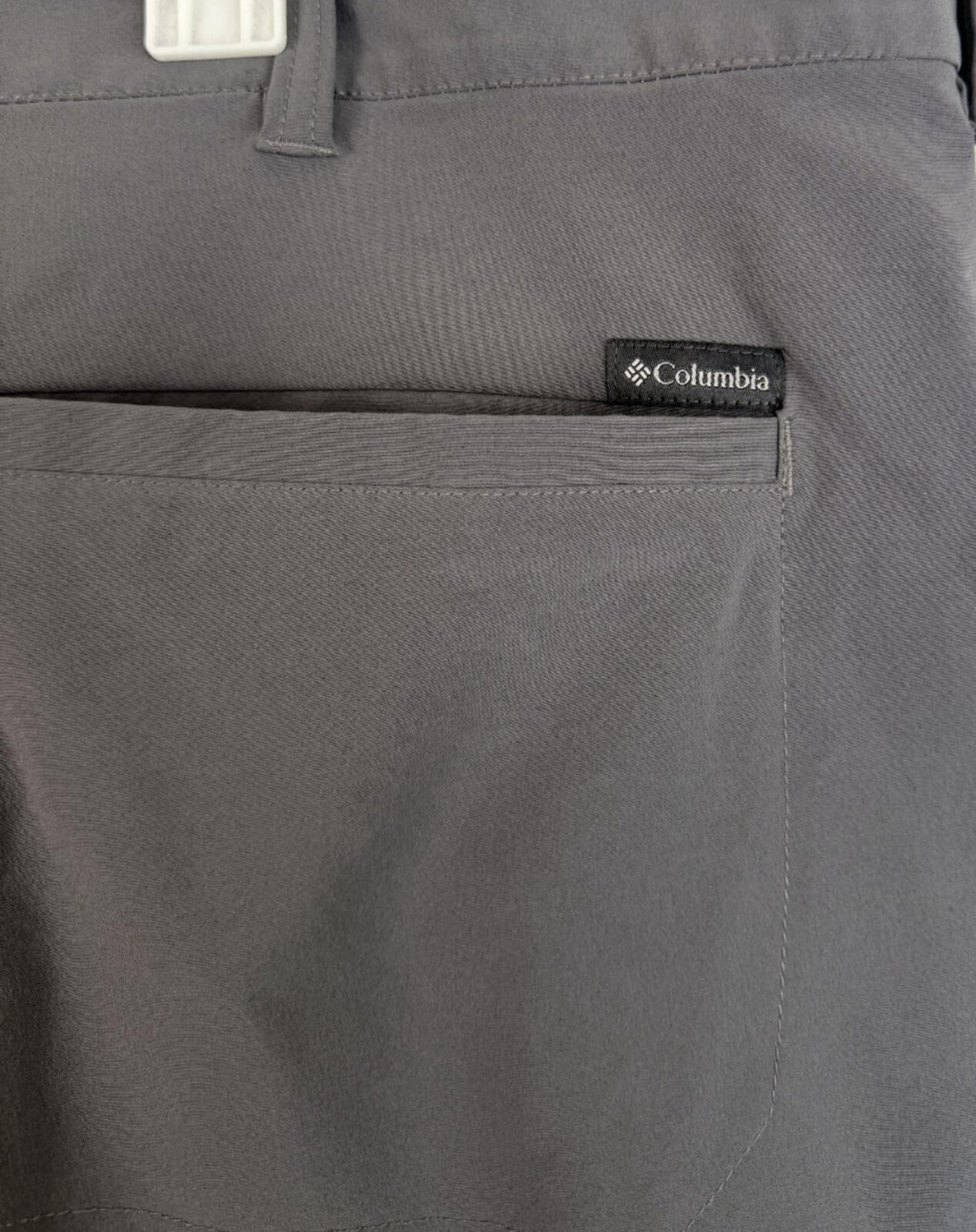 Columbia Shorts Mens Sz 42 Gray Hiking Lightweight Relaxed Quick Dry