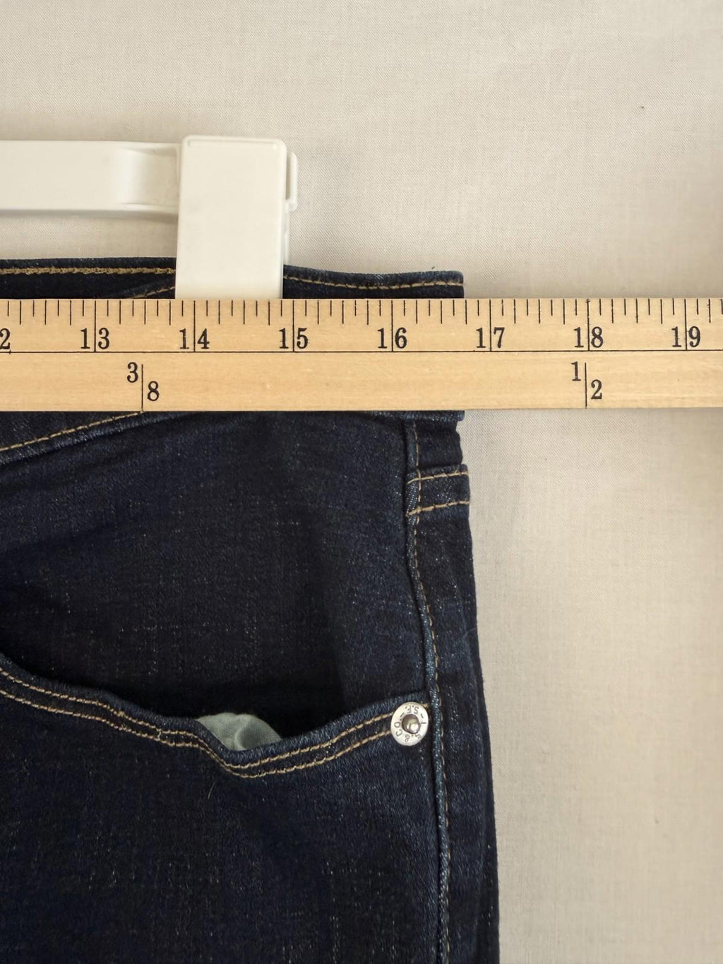 Levi’s Classic Bootcut Women’s jeans Size 12 Stretch Blue Dark Wash