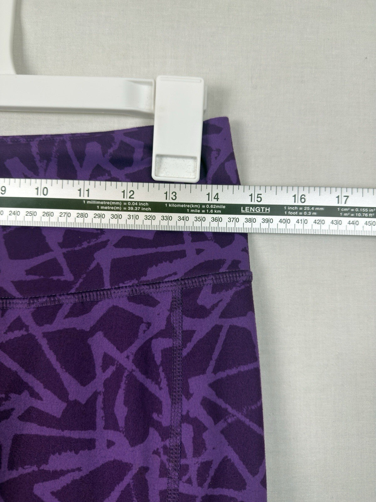 Columbia Capri Leggings Womens Small Purple Geometric Print Stretch Athletic