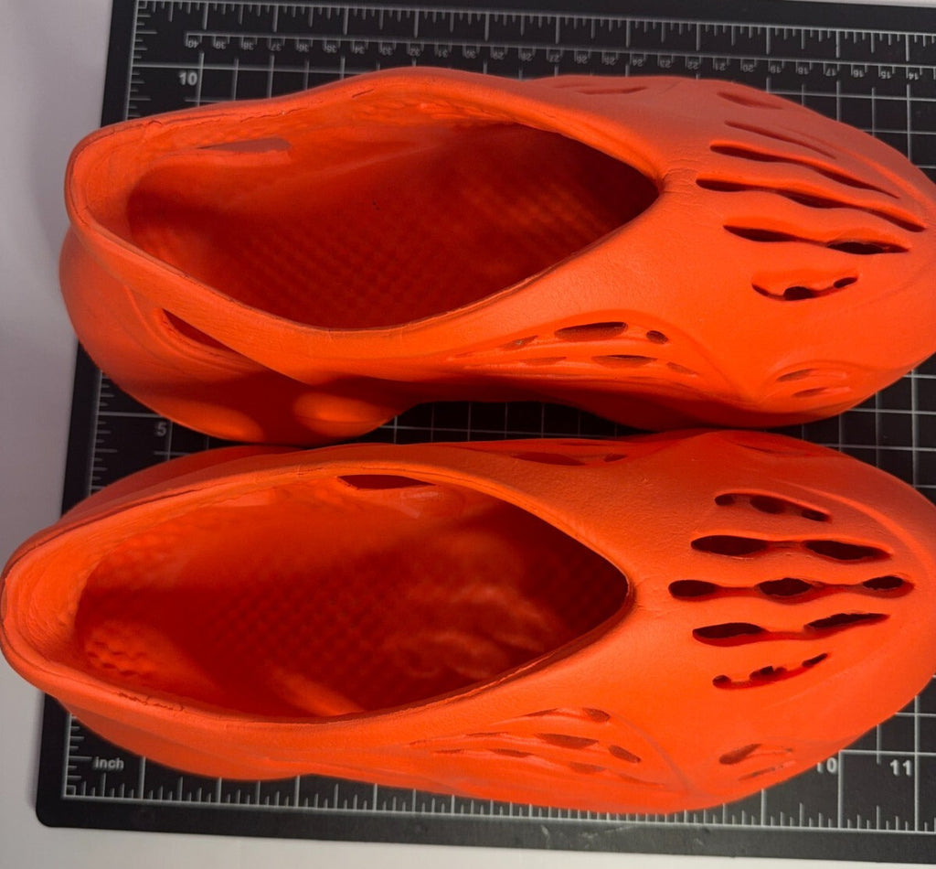 Non-Branded Foam Runner Orange Mens Size 8 Pre-Owned