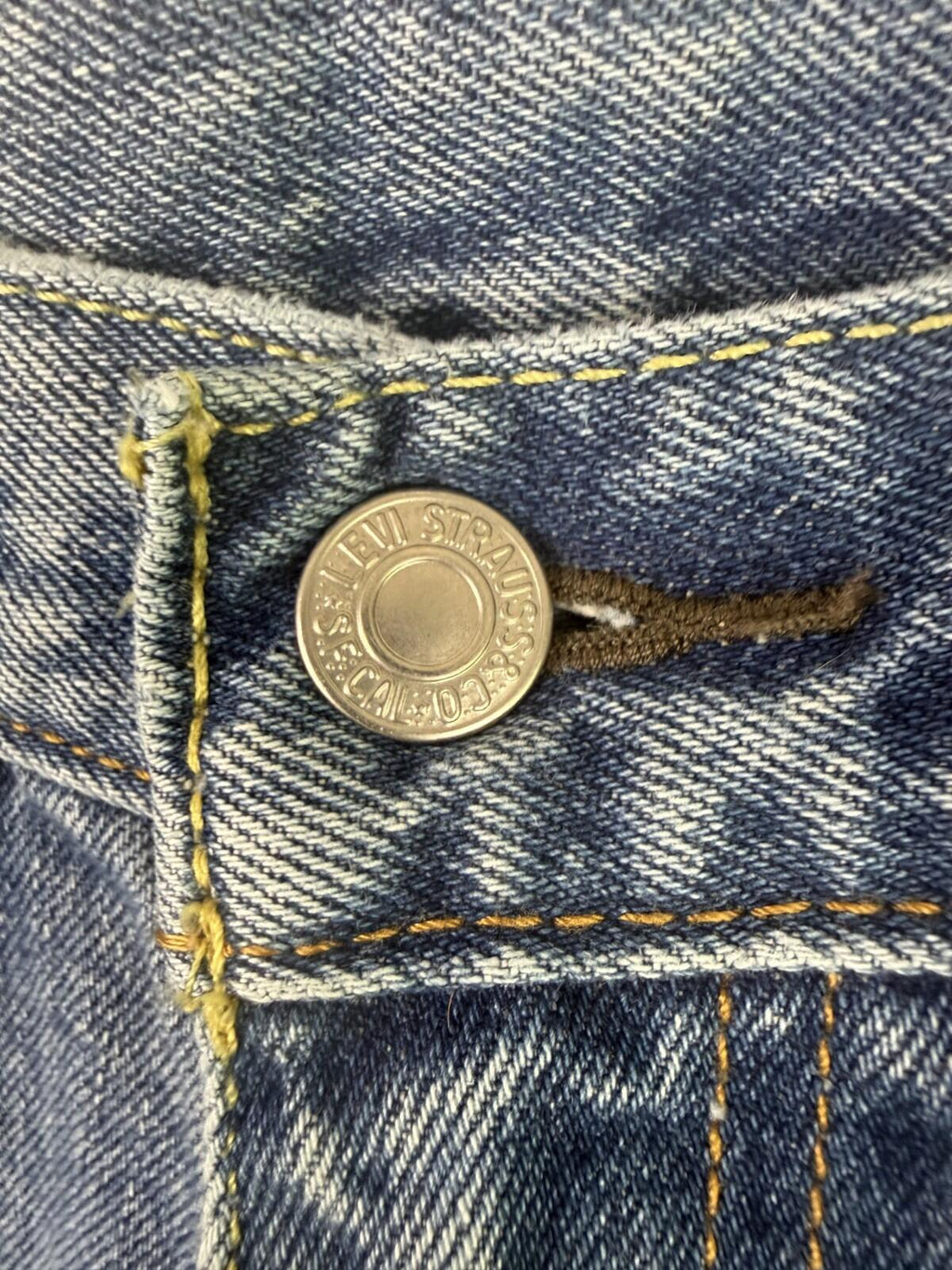 Levi's 505 Mid Blue Denim Straight Leg Jeans Zip Fly Mid Rise Men's W30 L30