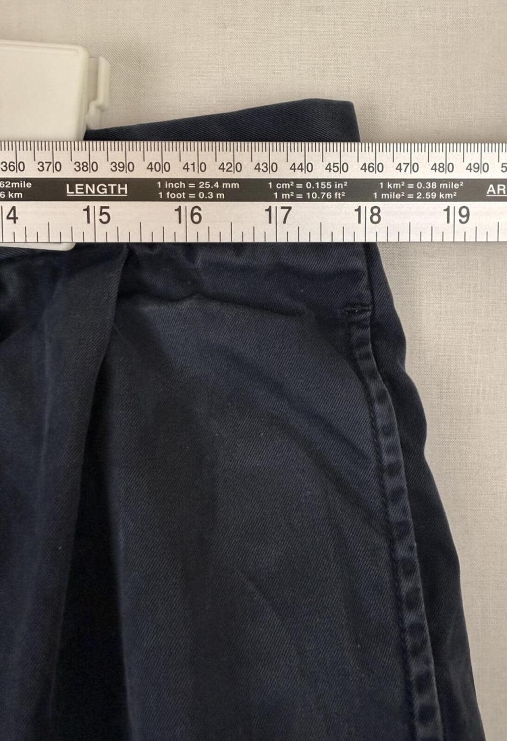 TOMMY HILFIGER Navy Blue Casual CHINO SHORTS Sz 36