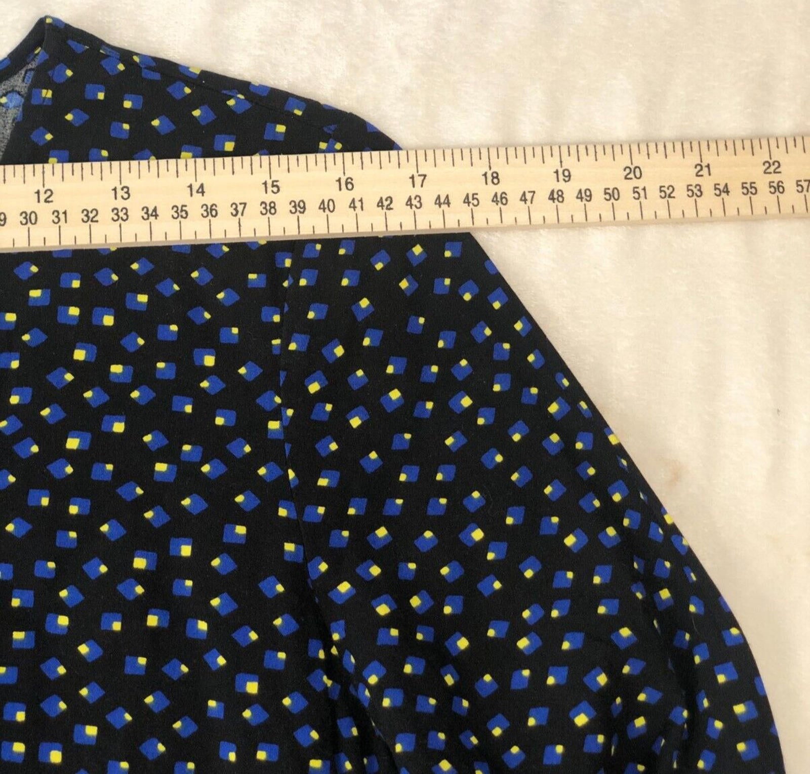 Gap black polka dot womens shirt m