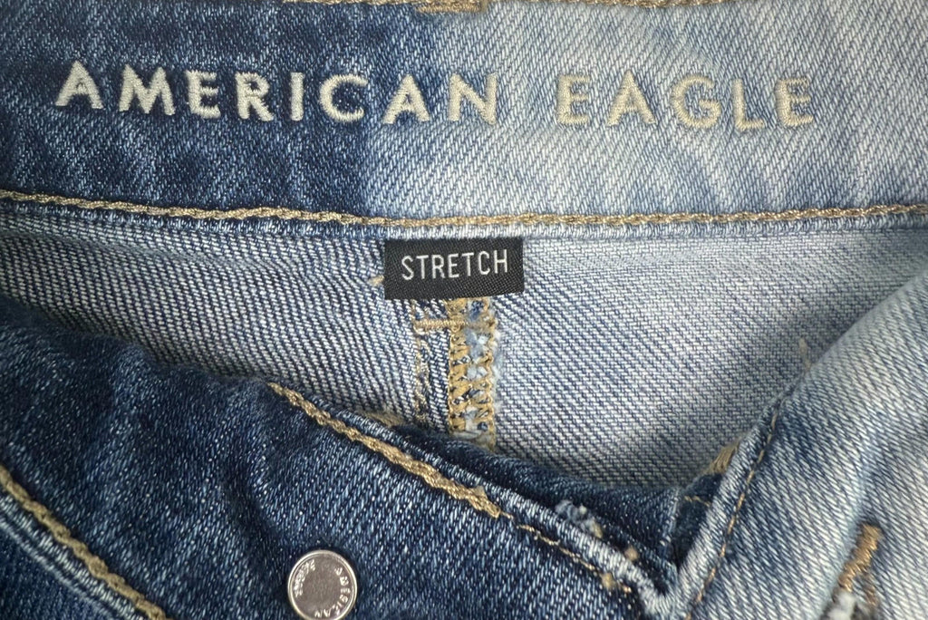 American Eagle Womens Shorts Sz 8 Blue Distressed Cuffed Mom Stretch 2 Tone