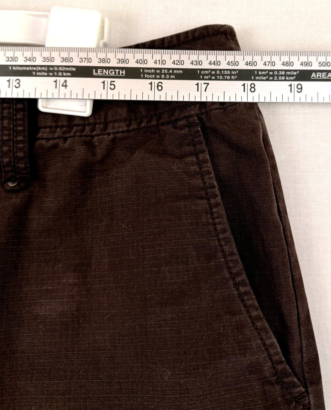 Eddie Bauer Womens Hiking Shorts Size 14 Brown Mid Rise 5" Inseam