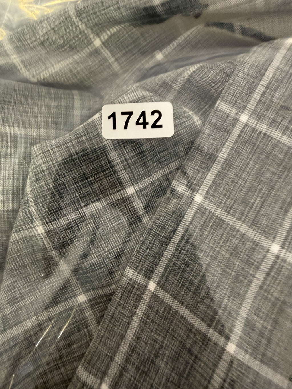 Orvis Mens XL Gray Windowpane Check Tech Short Sleeve Button Up Shirt