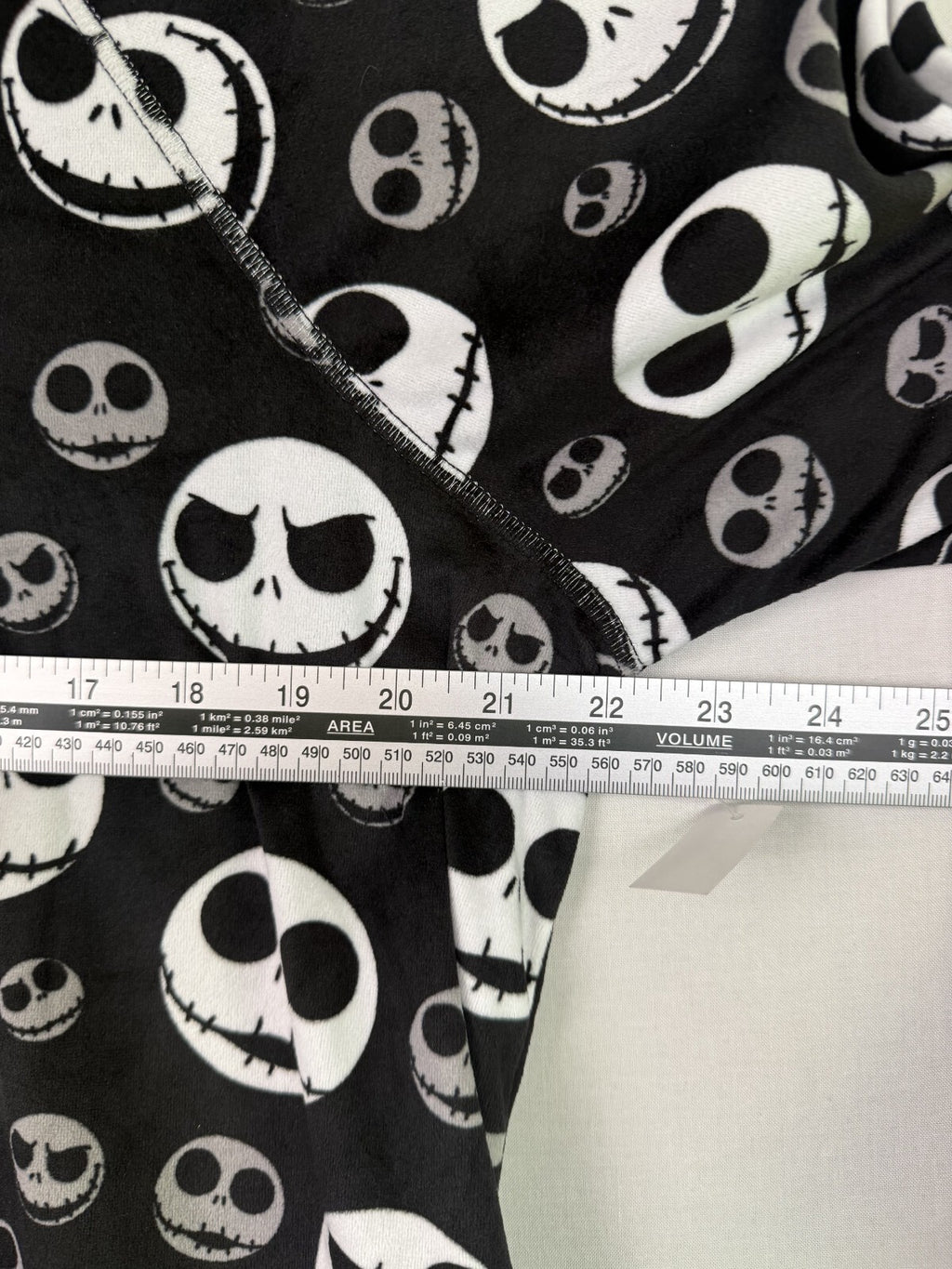 NEW Disney Nightmare Before Christmas Womens Sz L Sleepwear Top - Super Soft!