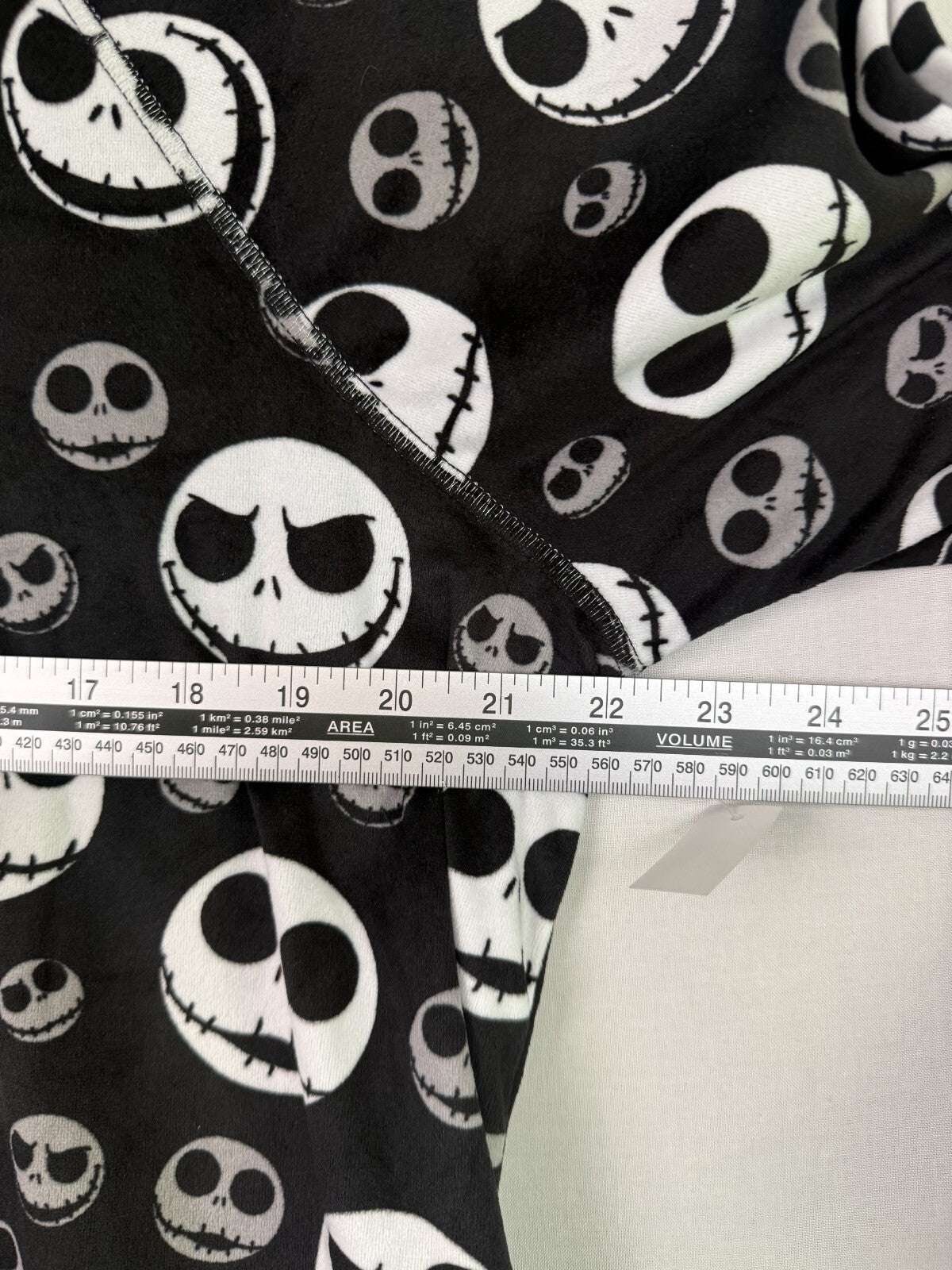 NEW Disney Nightmare Before Christmas Womens Sz L Sleepwear Top - Super Soft!
