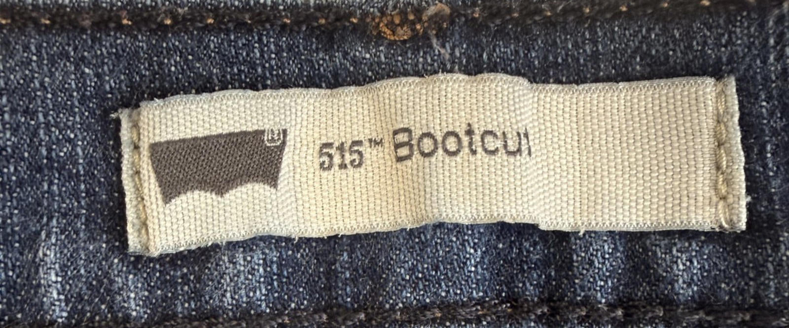 Levi's 515 Bootcut Women's Size 16M W33 L32 Blue Denim Jeans Casual Pants