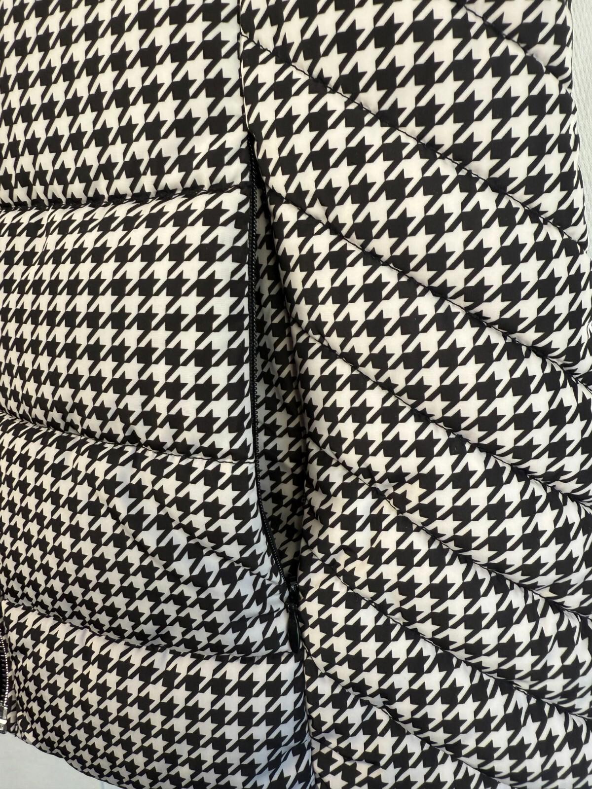 TOMMY HILFIGER Puffer Vest Womens Small Classic Houndstooth Jacket Black White