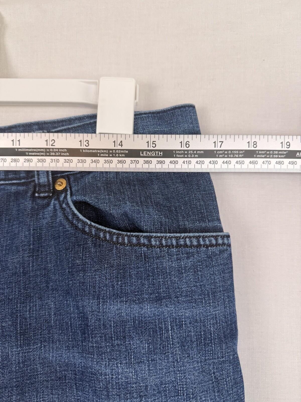Lauren Ralph Lauren Jeans Women Size 12P Petite Blue Classic Straight Whiskers