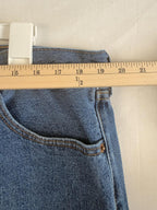 Levis 505 Mens 40x30 Straight Fit Denim Jeans Pants Medium Wash