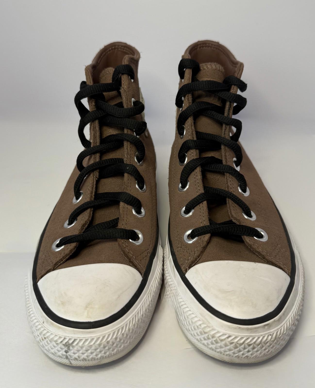 Converse Womens Size 6 1/2 Brown Suede Excellent Condition