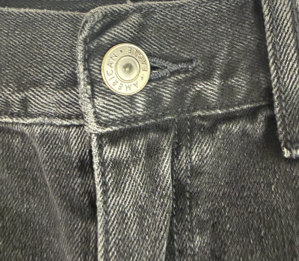 American Eagle Outfitters Mom Short Black Distressed Size 2