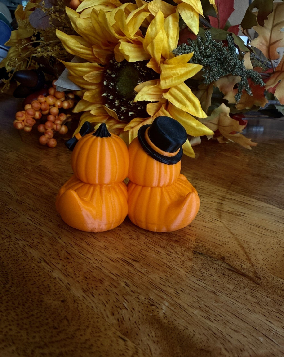 3d Printed Pumpkin Couples Ducks - Personalized - 2 1/5 Inch Tall - Halloween