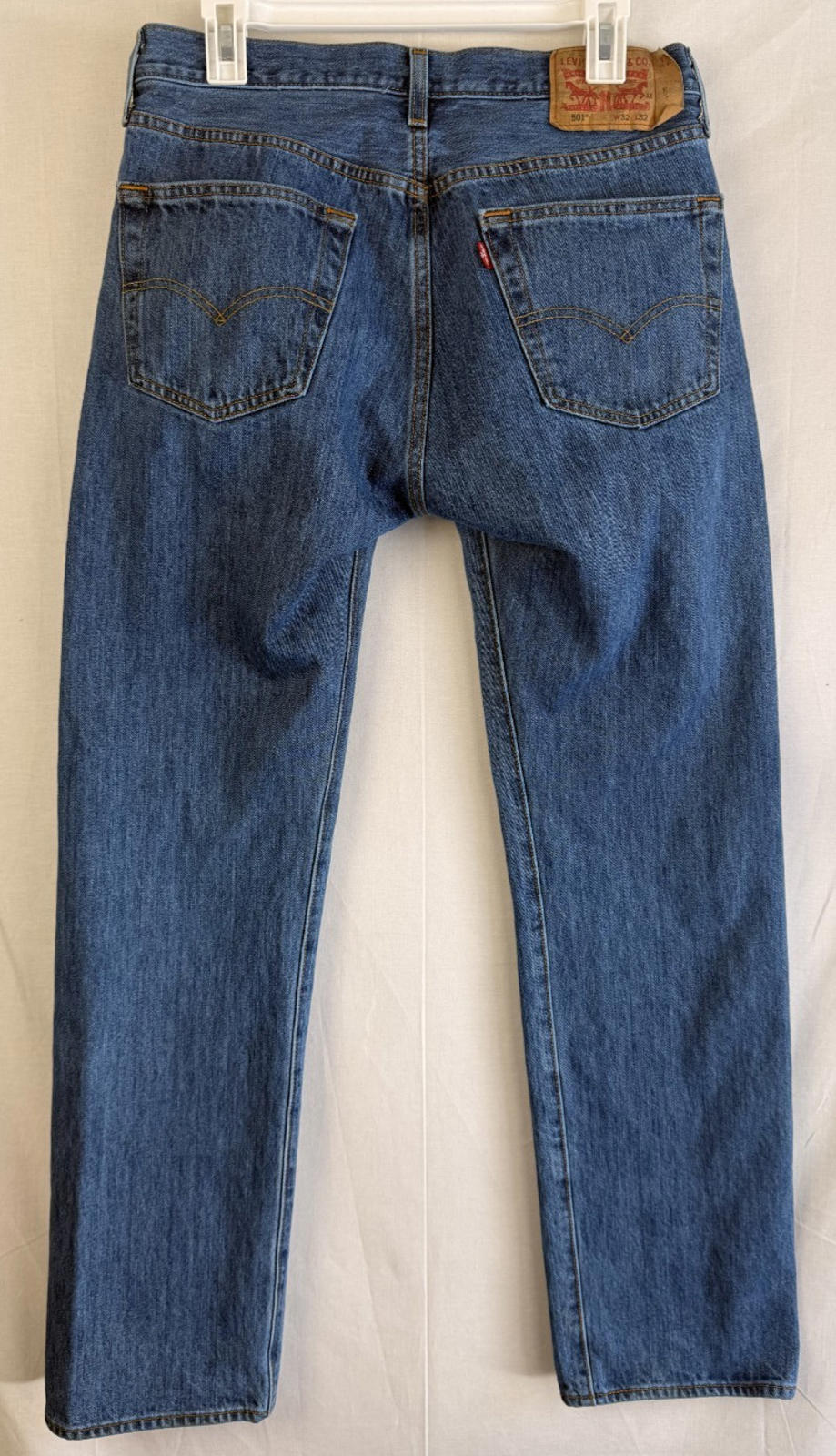 Levi's Jeans Men's Size 32x32 Blue 501 Button Fly Medium Wash Cotton