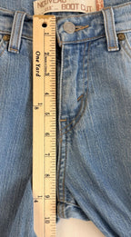 Levis 515 Nouveau Bootcut Light Wash Denim Jeans Womens Size 6M Cotton Blend