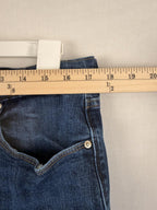 Levi's 505 Women's Striaght Leg Jeans Meduim Wash Size 16 Blue