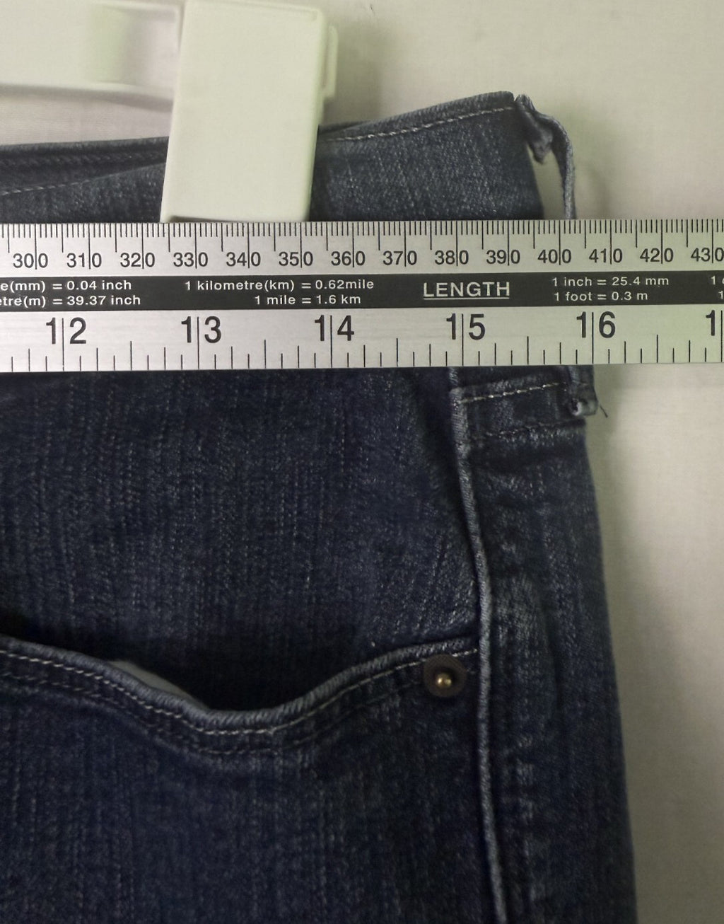 Levis Womens 505 Straight Leg Jeans Size 10 Blue Dark Wash Stretch Denim