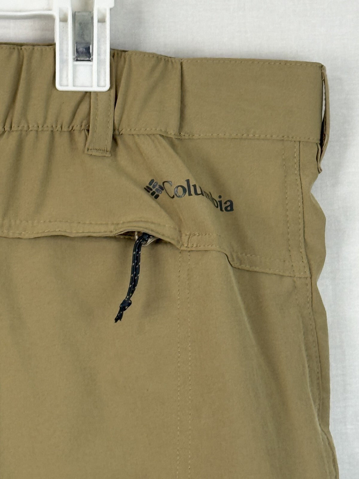 Columbia Shorts Mens 42/52 Tan Hiking Performance Stretch Zip Pocketed
