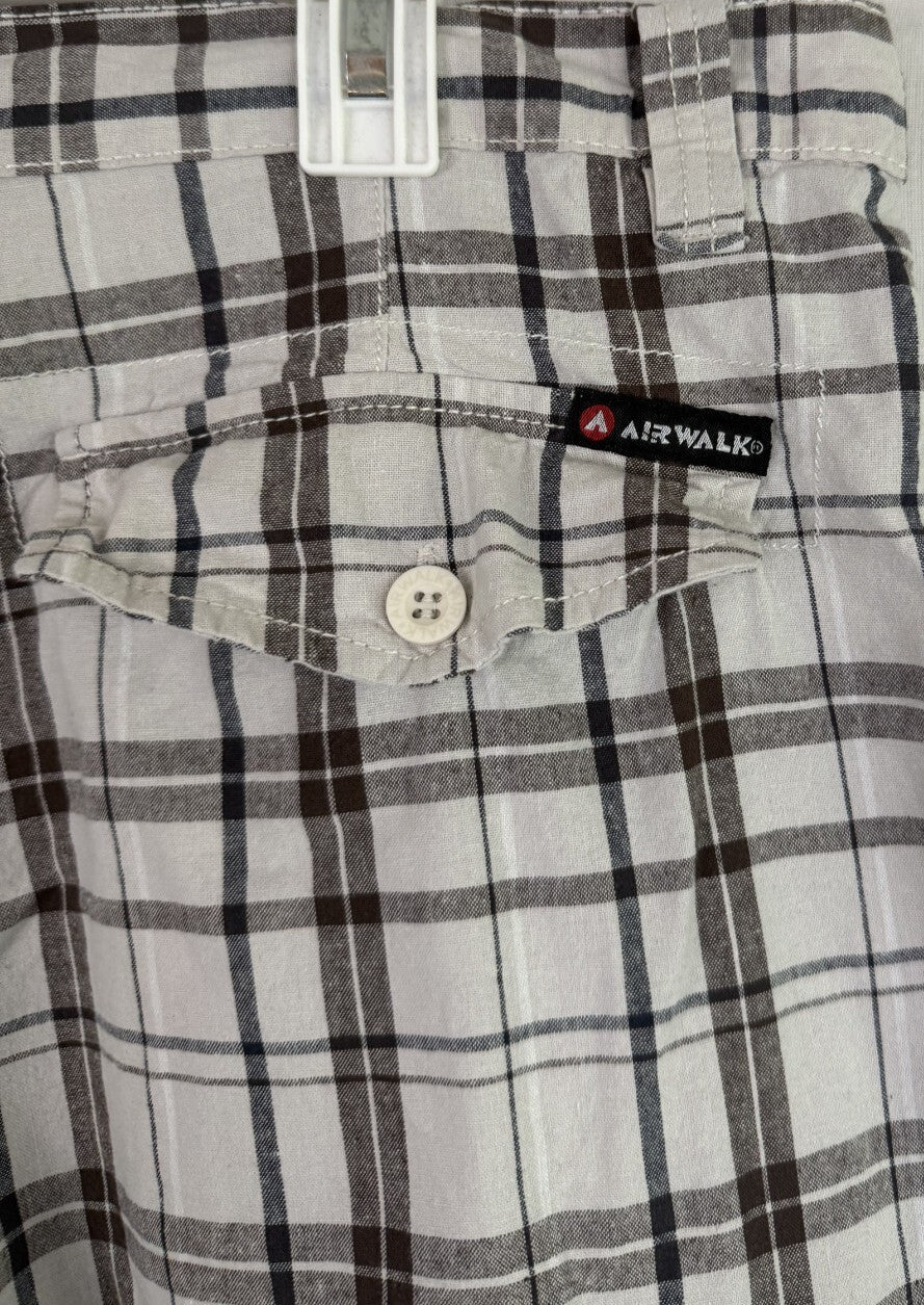 AIRWALK Grunge Plaid Gray/White Cotton Cargo Shorts Mens Sz 38 - Skater