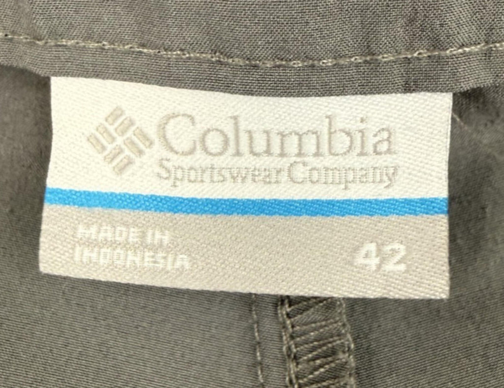 Columbia Shorts Mens Sz 42 Gray Hiking Lightweight Relaxed Quick Dry