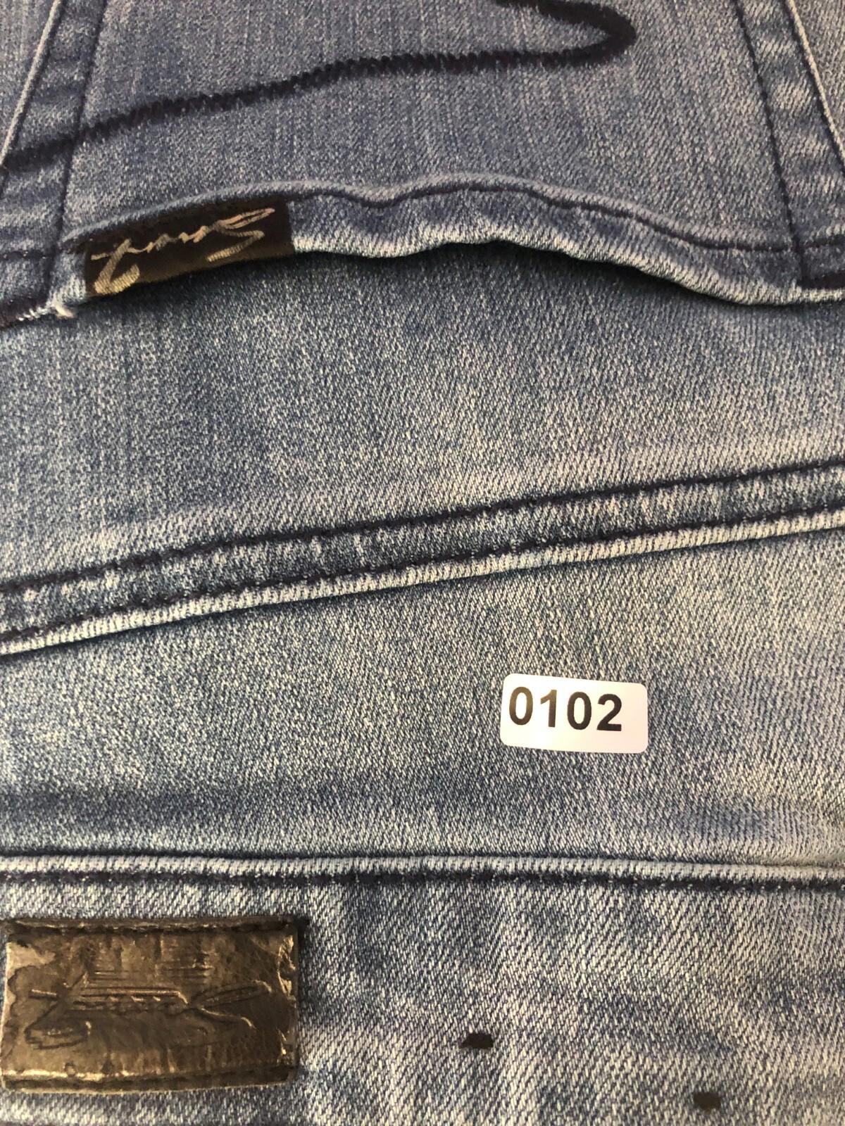 Seven7 Womens Size 4 Medium Wash Mid Rise Skinny Jeans / darker blue side stripe
