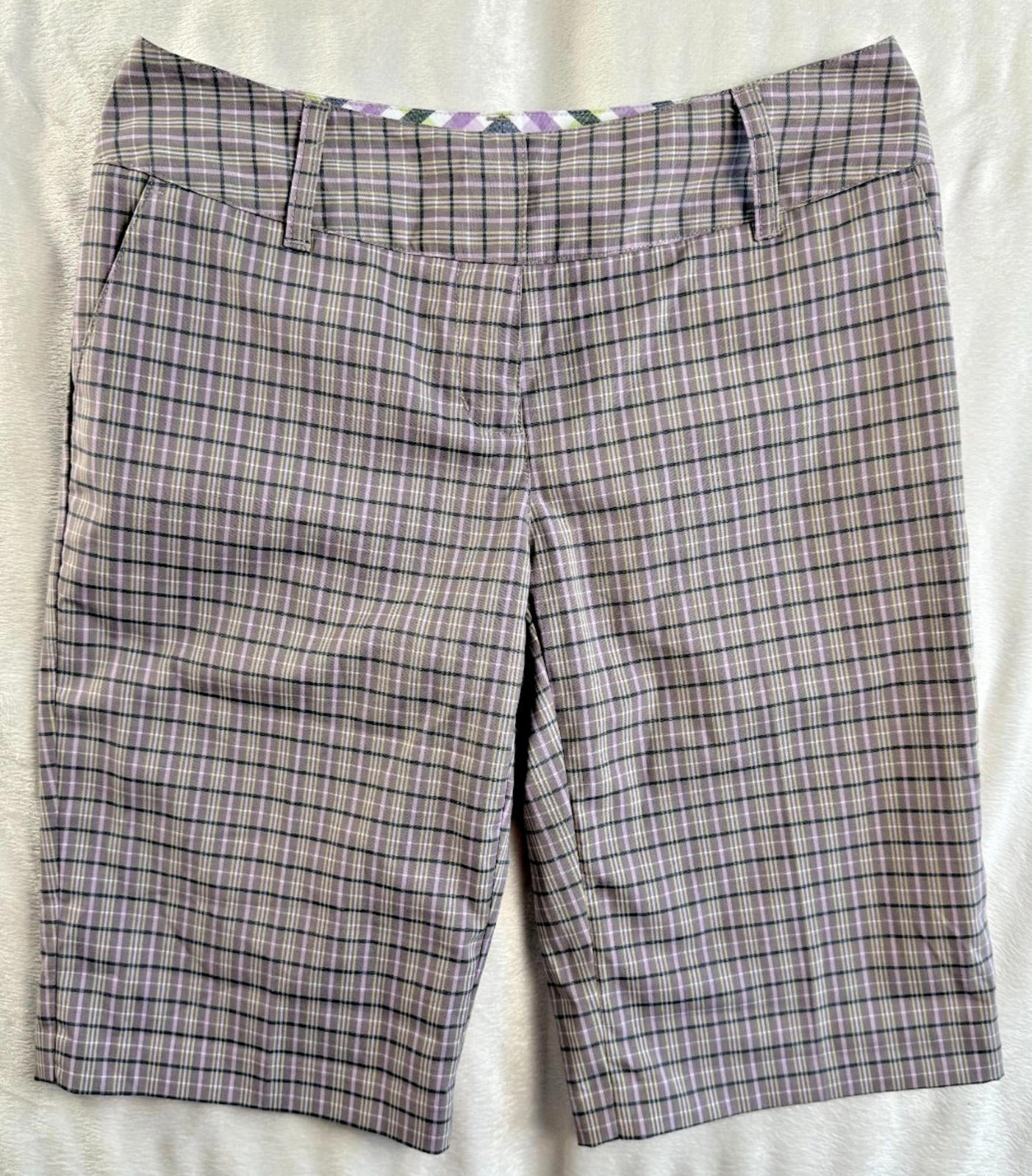 Adidas Womens Shorts sz 2 plaid green pink grey