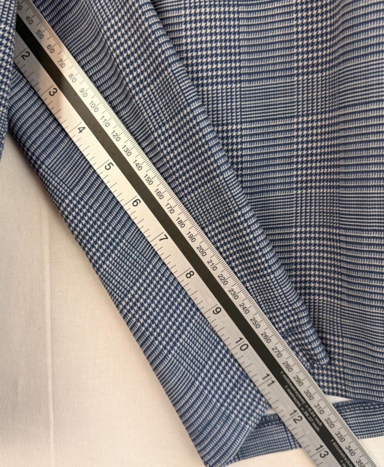 O'Neill Men's Hybrid Shorts Size 36 Blue and White Striped Walk Shorts Stretch