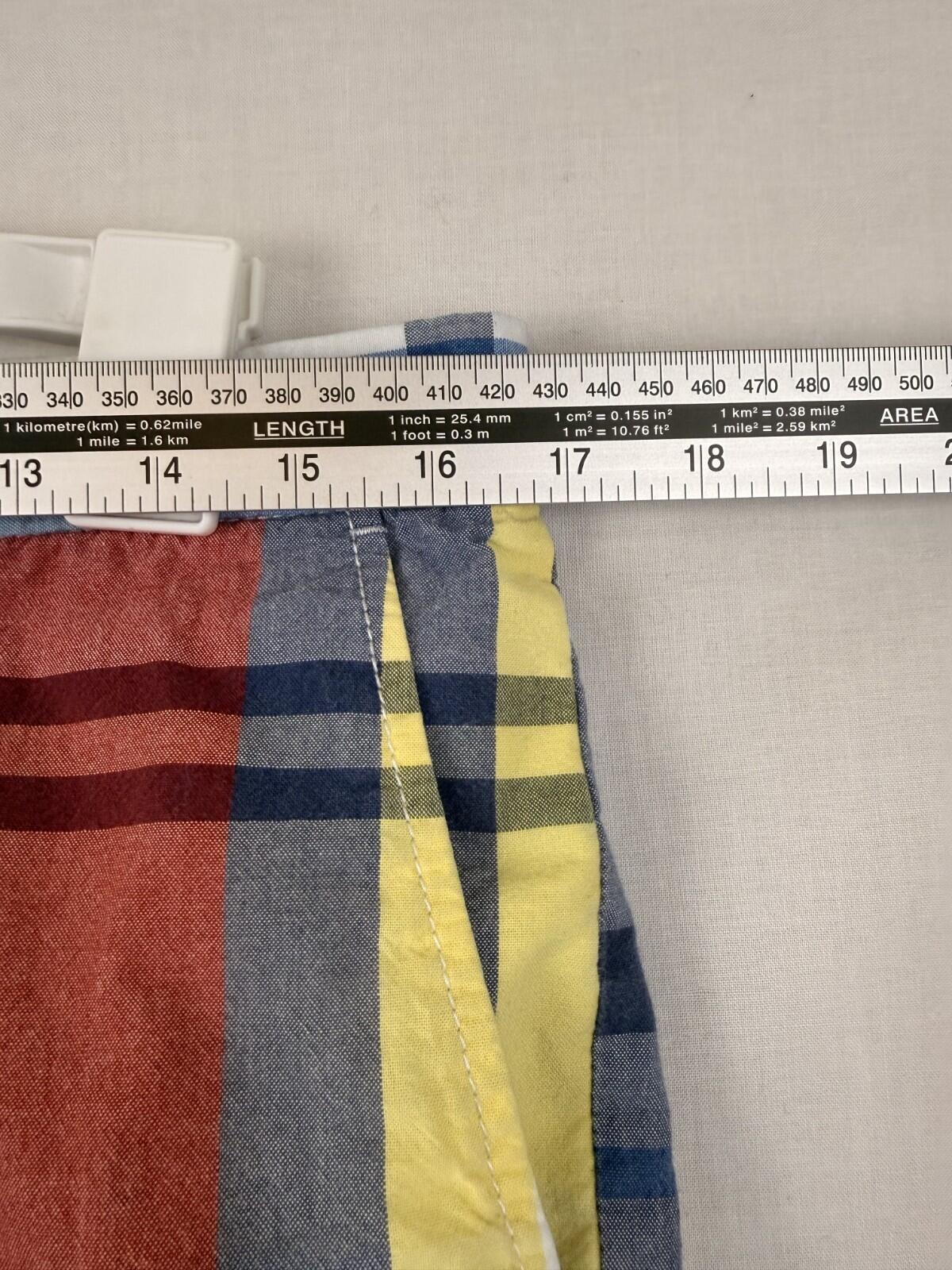 Tommy Hilfiger Shorts Mens Multicolor Plaid Flat Front Chino Size 32