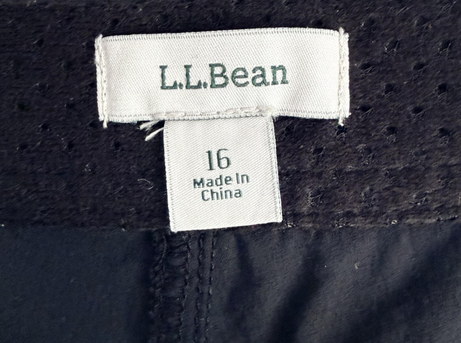L L Bean Black Hiking Shorts Womens Size 16 Quick Dry Nylon Spandex Pockets