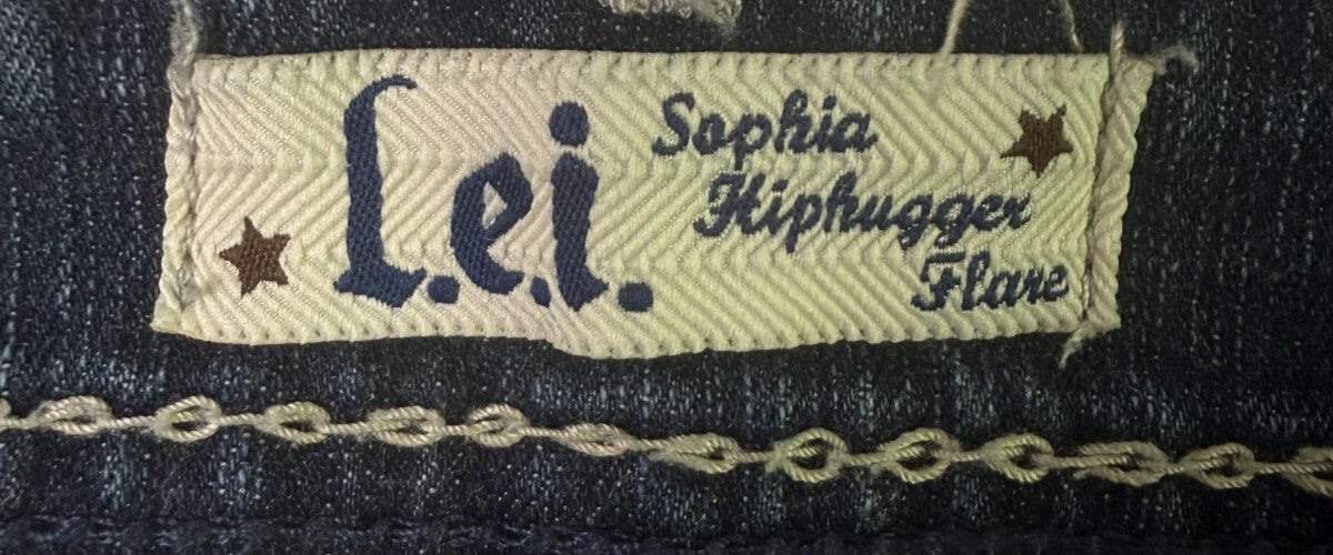 LEI Women Y2K Sophia Hiphugger Flare Jeans Size 15 Medium Wash Stretch