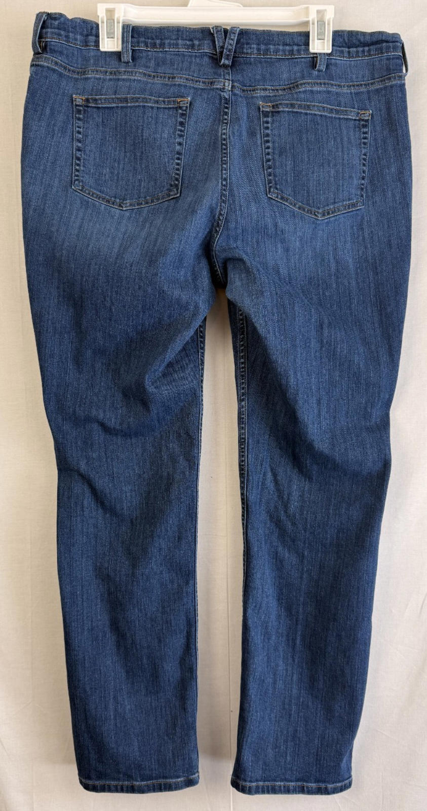 DULUTH Trading Women’s Straight Leg Stretch Dark Wash Jeans Size 16W x 31