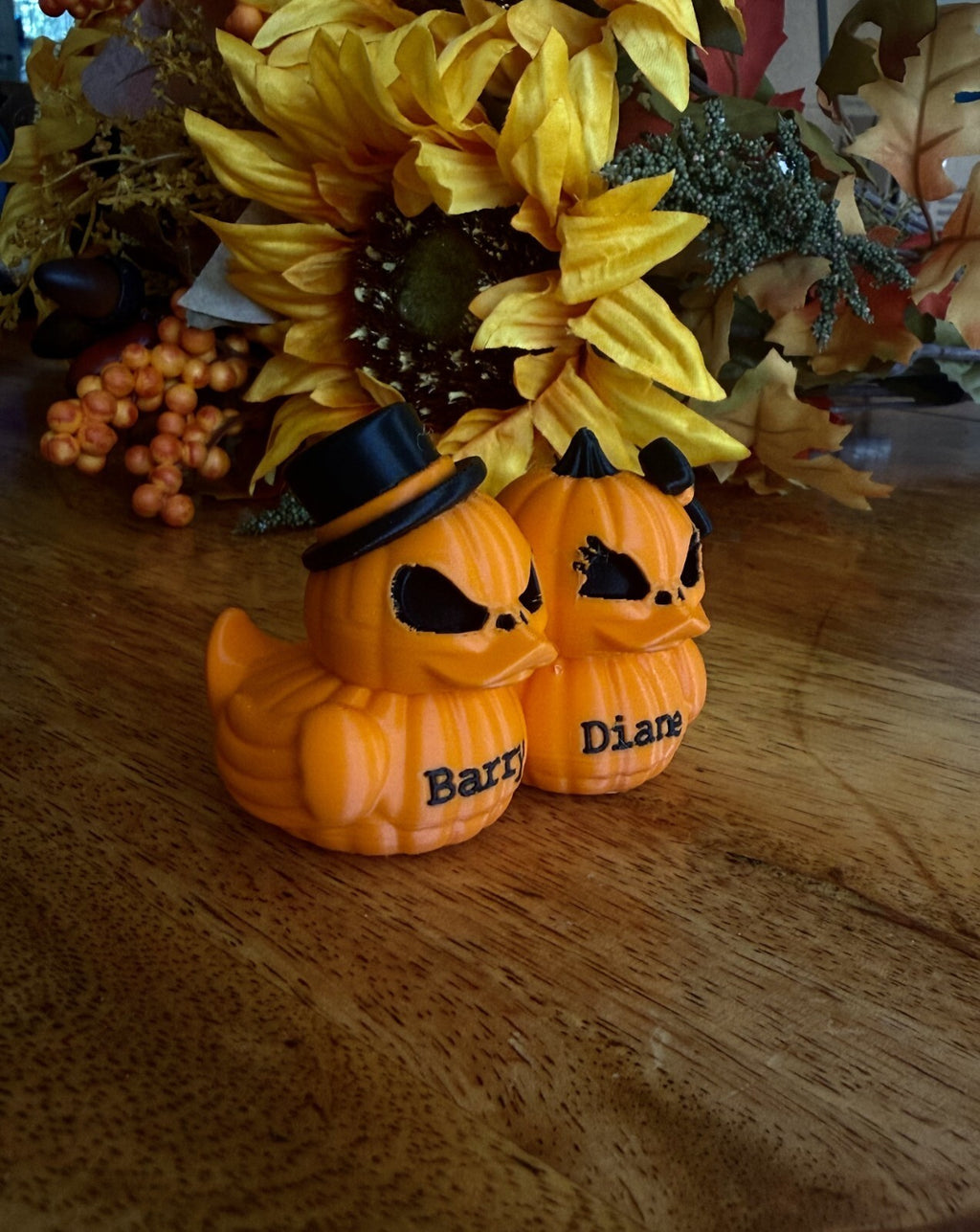 3d Printed Pumpkin Couples Ducks - Personalized - 2 1/5 Inch Tall - Halloween