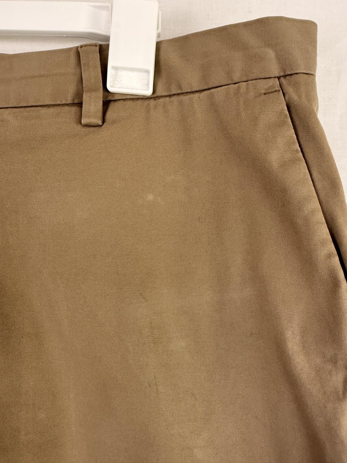 BANANA REPUBLIC Mens Khaki Tan Emerson Shorts - Sz 38