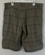 Columbia Omni-Wick Plaid Golf Hiking Shorts Brown 38W 12” Inseam