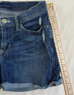 Rock & Republic Womens size 6 Bumpershoot Distressed Denim Shorts Raw Hem