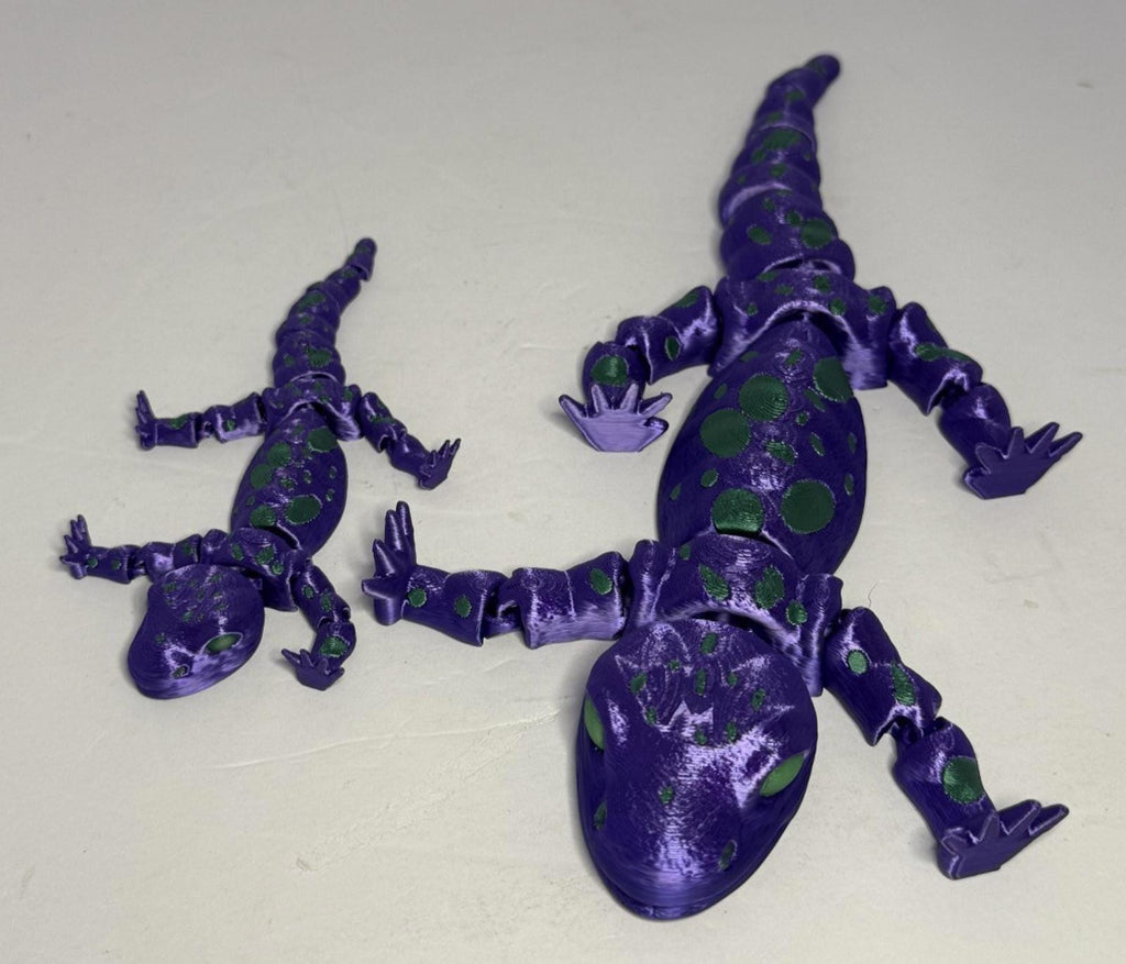 Flexi Salamander Mom and Baby - Glow in the Dark Eyes - 3D Printed PLA