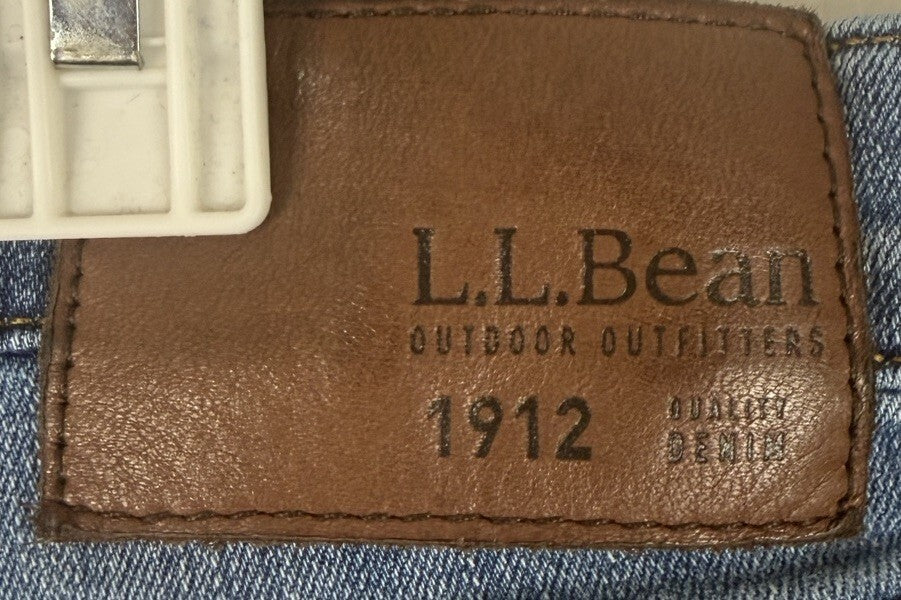 LL Bean 1912 Bean Flex Classic Fit Sz 36 x 32 Medium Wash Mens Jeans 511182