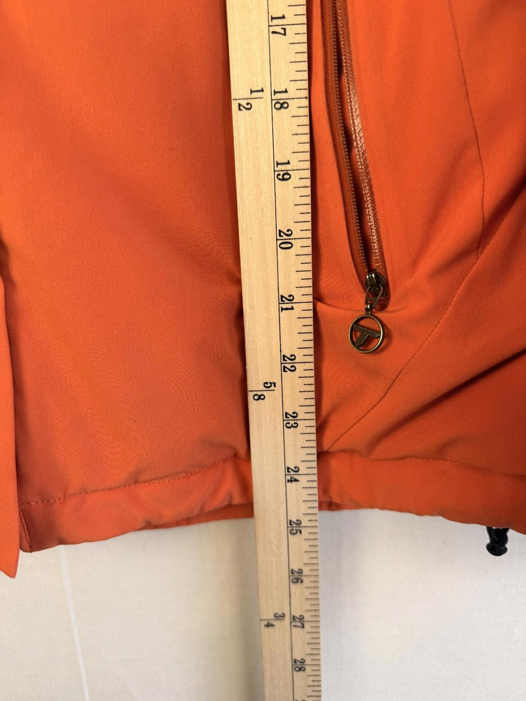 COLUMBIA SPORTSWEAR Titanium Waterproof Orange Jacket Women's Size M