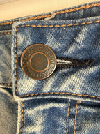 American Eagle Super Super Stretch Midi Womens Shorts Size 4