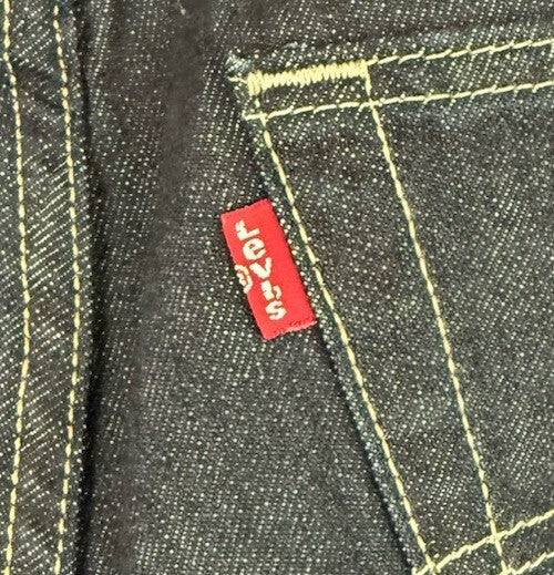 Levis 501 Original Fit Jeans Mens 32x30 Dark Wash Indigo Straight Leg Button Fly