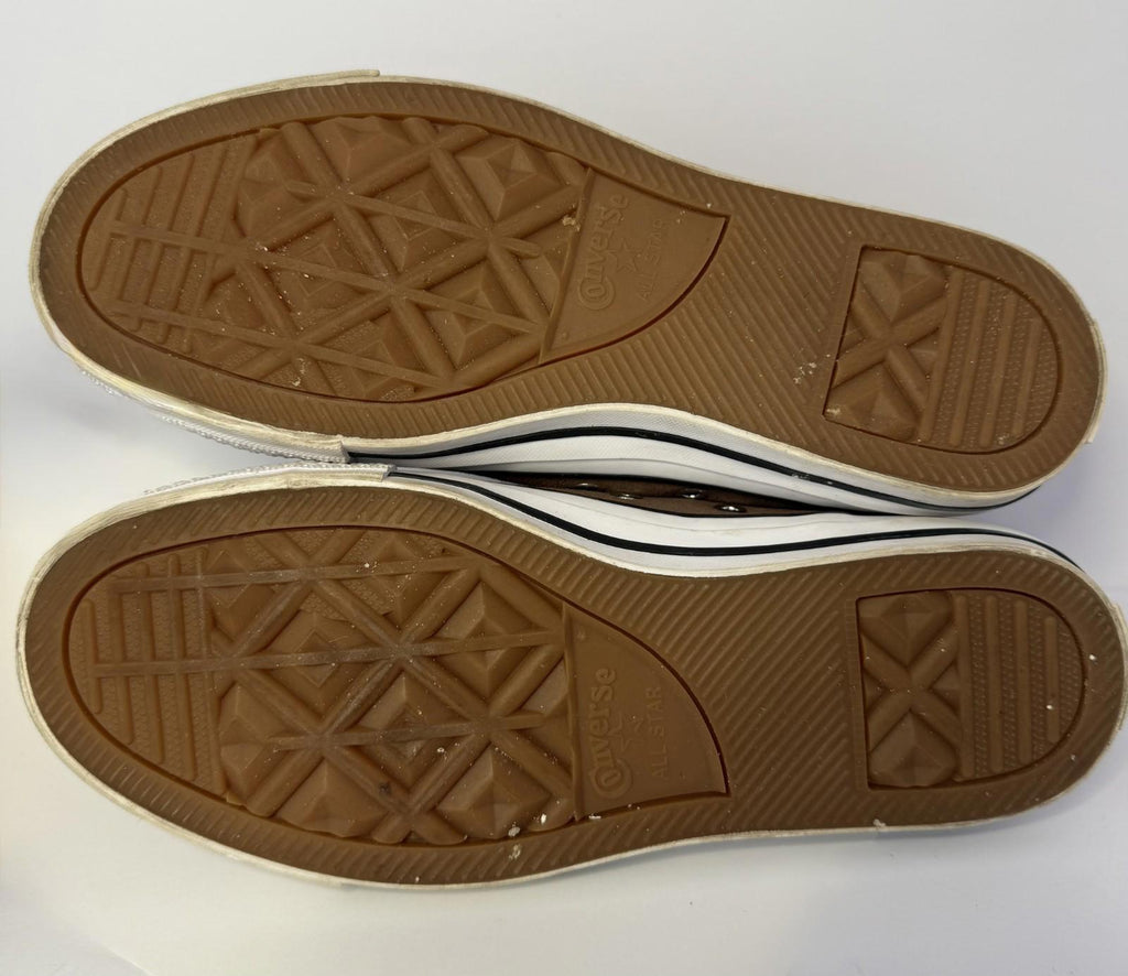 Converse Womens Size 6 1/2 Brown Suede Excellent Condition
