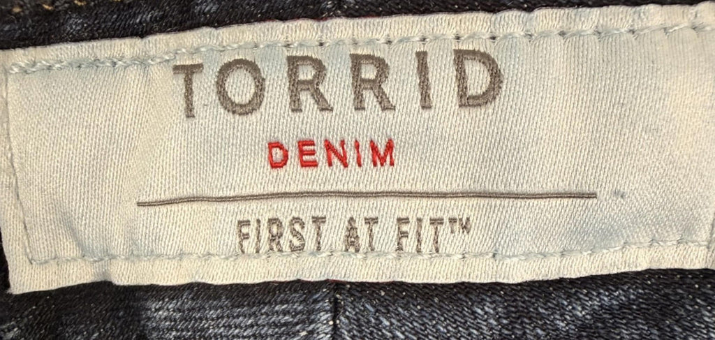 Torrid Womens Jean Shorts - Size 16 - Blue - 6 in Inseam