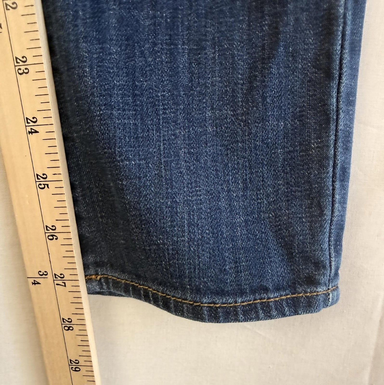 Womens American Eagle Outfitters Size 8 Regular Stretch Skinny Jeans Dark Wash