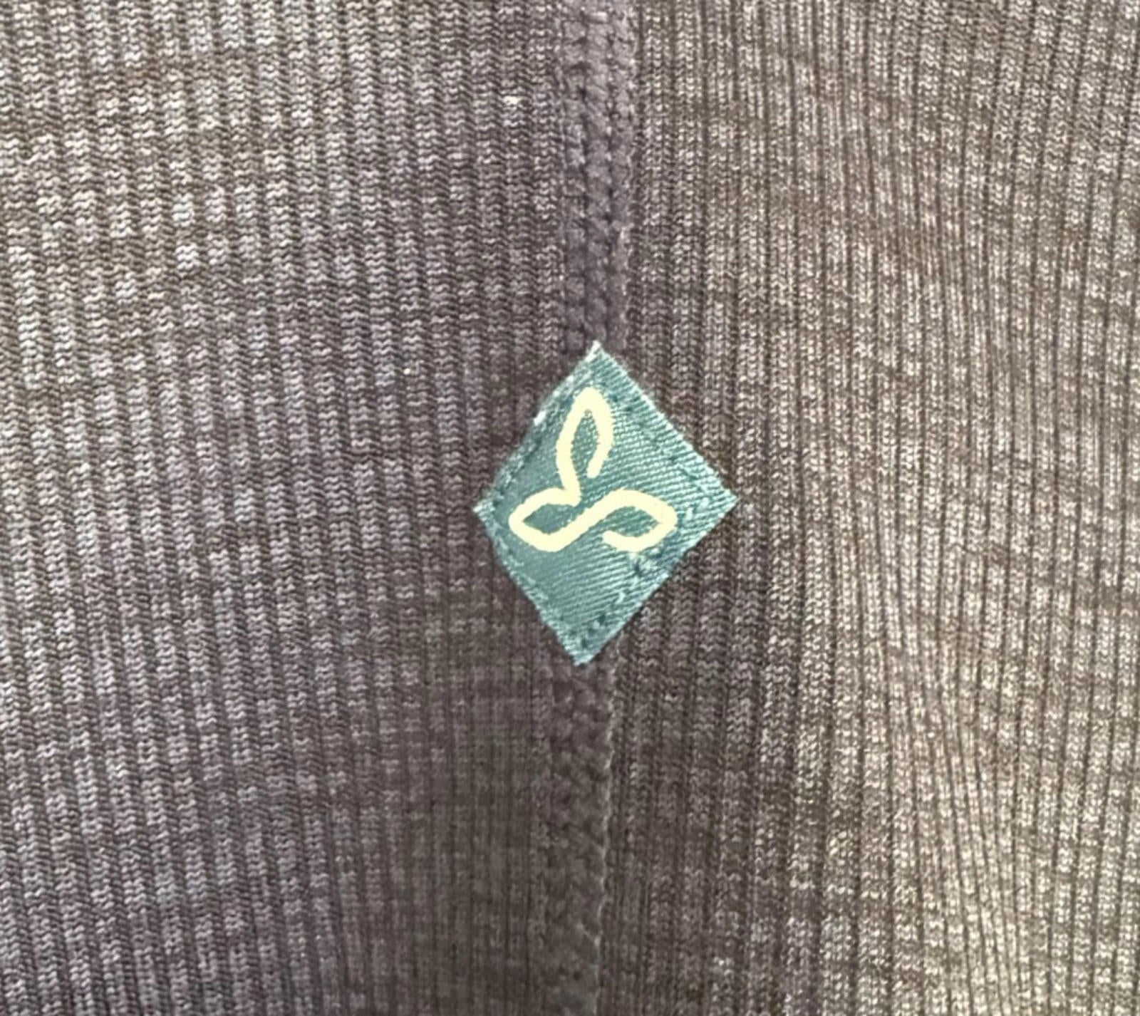 PrAna Tank Top Womens Sz M Cut Out Open Back Fitted Workout Lightly Padded Bra