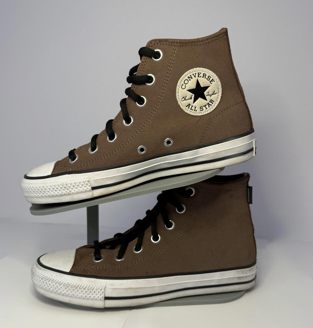 Converse Womens Size 6 1/2 Brown Suede Excellent Condition