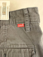 Levi's Strauss Men's Cargo Gray Shorts Size 38 Inseam 9" Excellent Condition